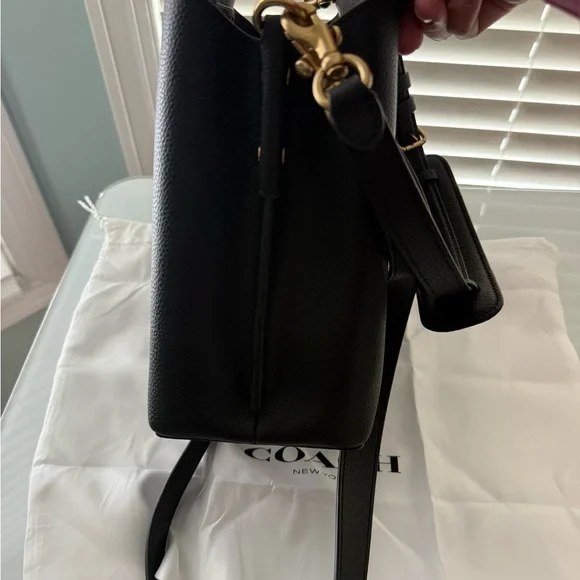 COACH C3916 Willow Bucket Bag Black Polished Pebble Leather Crossbody Shoulder - Picture 2 of 8